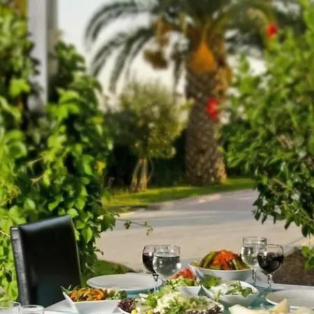 City's Hill Szálloda Kusadası