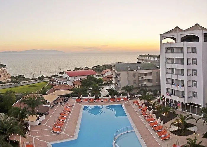 Hotel City's Hill 4*