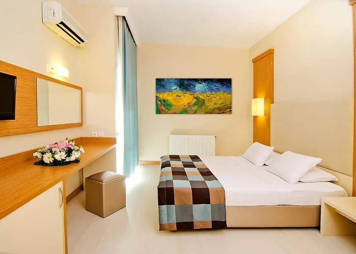 Hotel City's Hill 4*