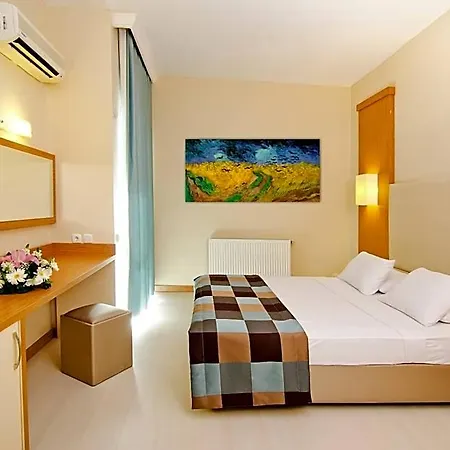 City's Hill Hotell 4*