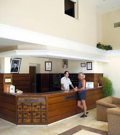 ホテル City's Hill 4*